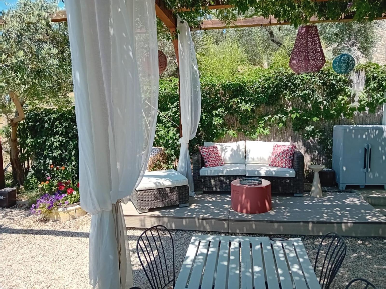 Private Stone Cottage With Starlink & Lake View Tuoro sul Trasimeno Exterior foto